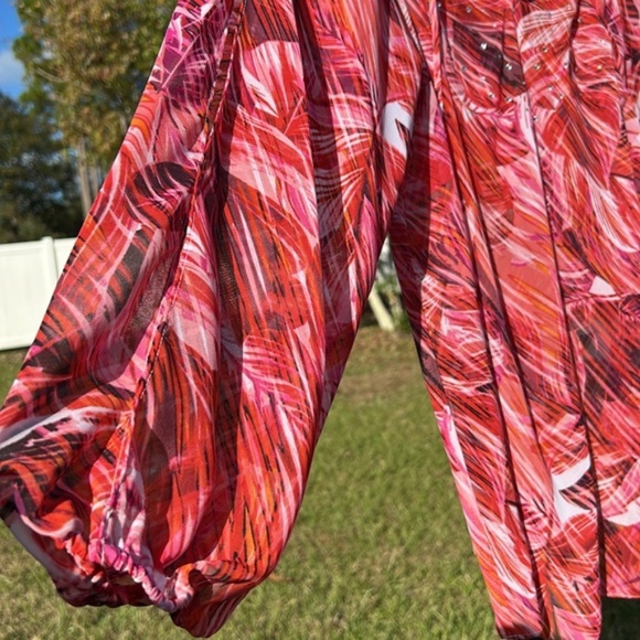 ~eN Jennifer Lopez red embellished cold-shoulder top - Picture 6 of 16